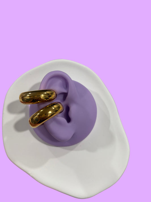 Chunky Gold Earcuff